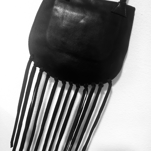 LEATHEROCK Rhinestone Studded Heart BLK Ltr Messenger-NWOT - Picture 6 of 9